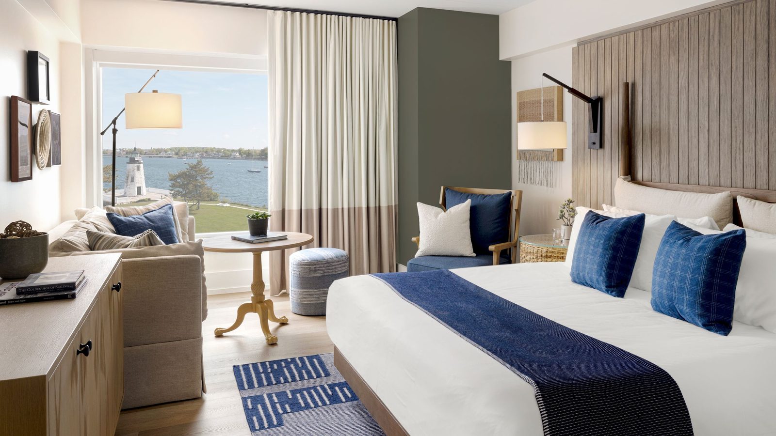 Newport Harbor Island Resort interior