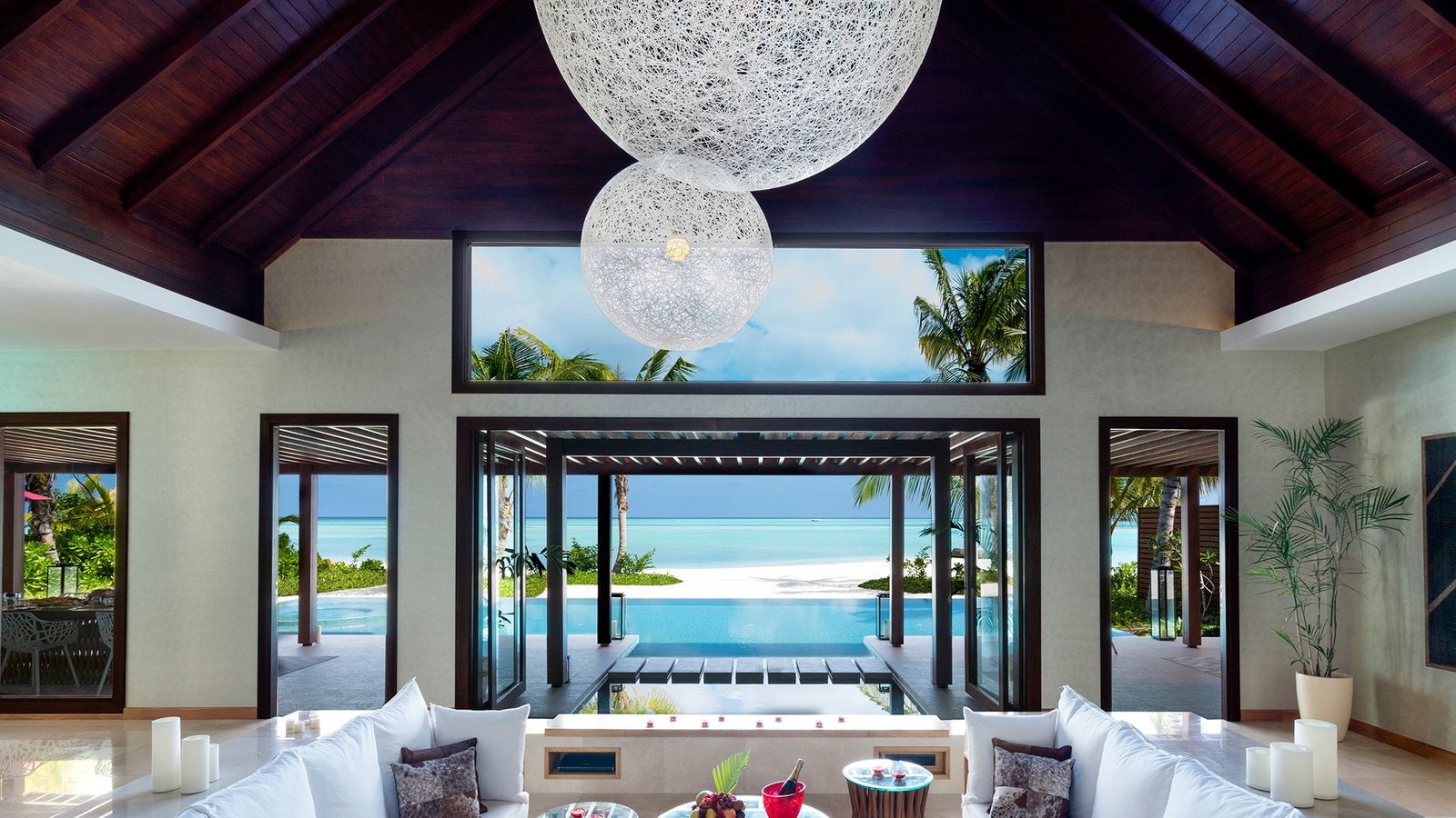 Niyama Private Islands Maldives interior