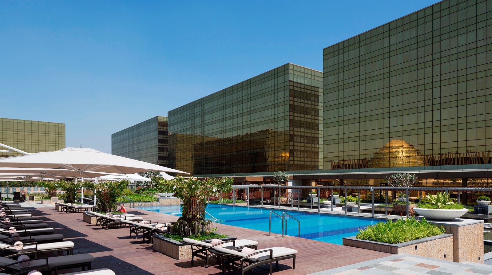 Nobu Hotel Manila interior