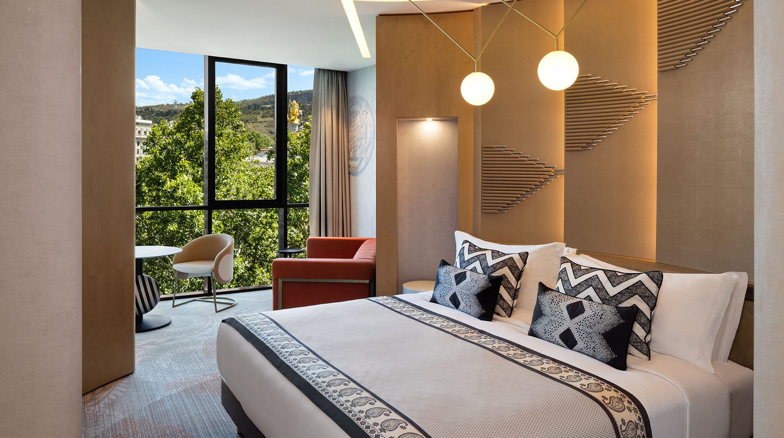 Paragraph Freedom Square, a Luxury Collection Hotel