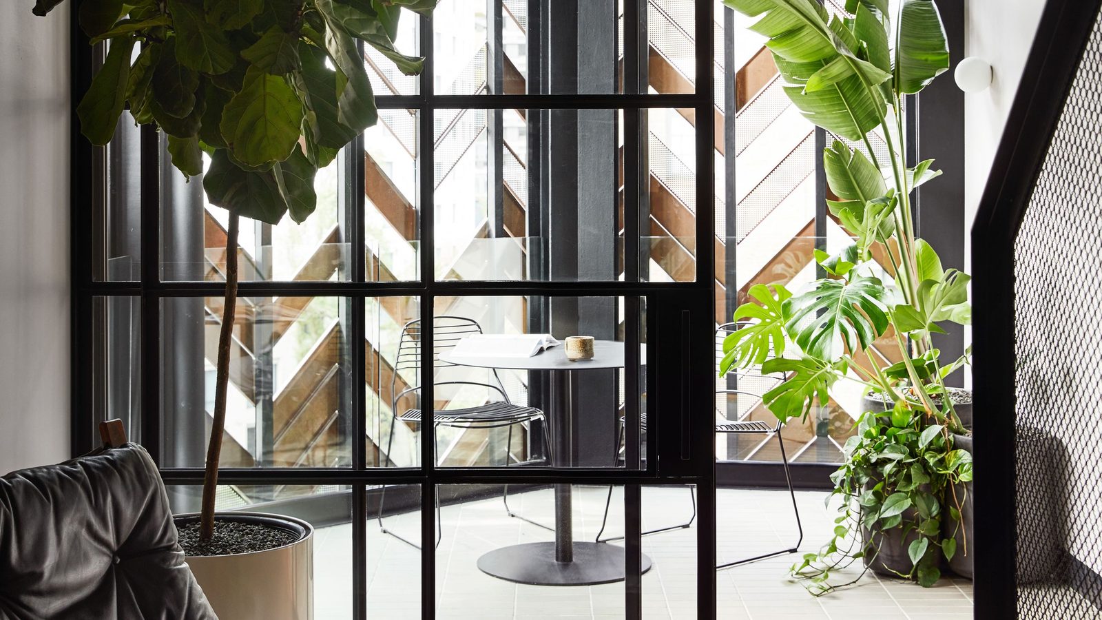 Paramount House Hotel interior