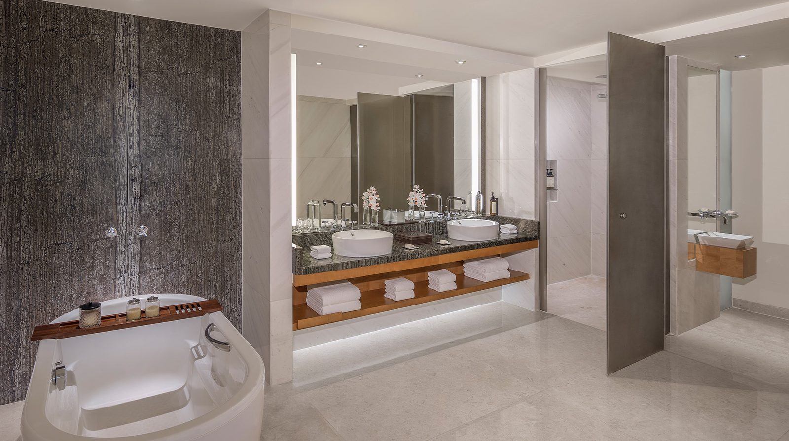 Park Hyatt Abu Dhabi Hotel and Villas interior