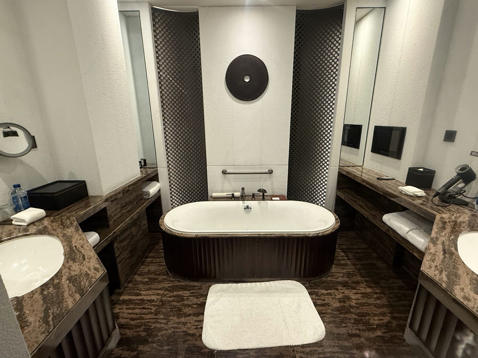 Park Hyatt Changbaishan interior