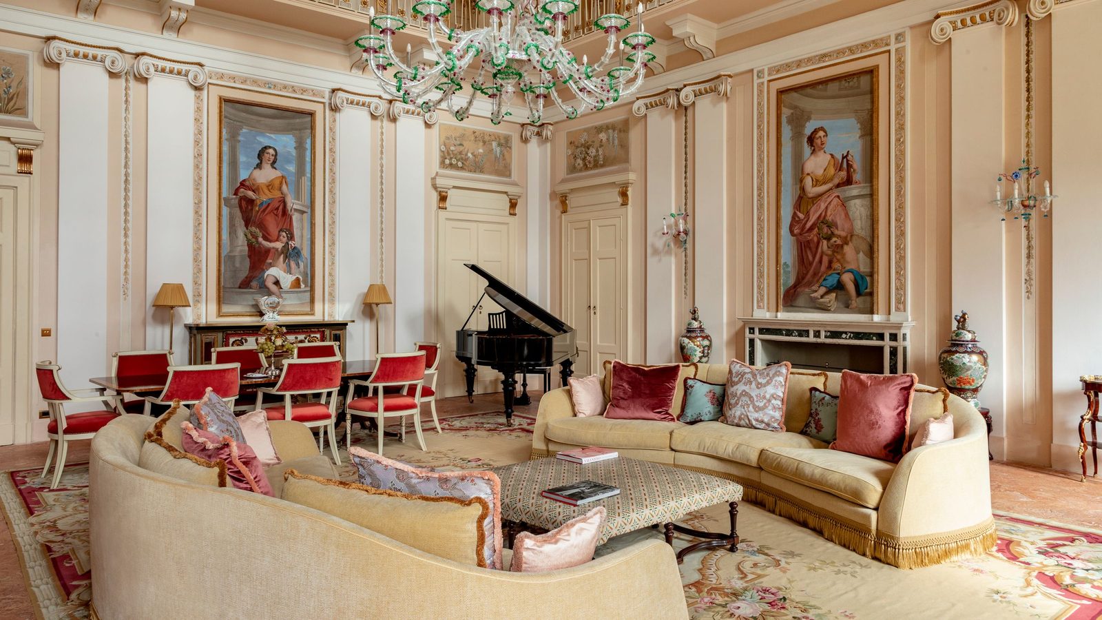 Passalacqua interior