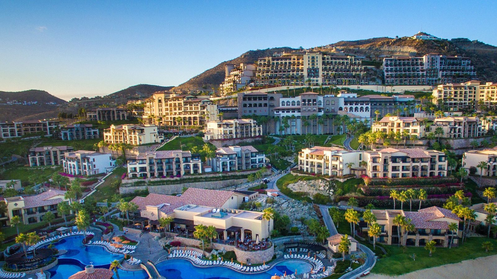Pueblo Bonito Sunset Beach Golf & Spa Resort