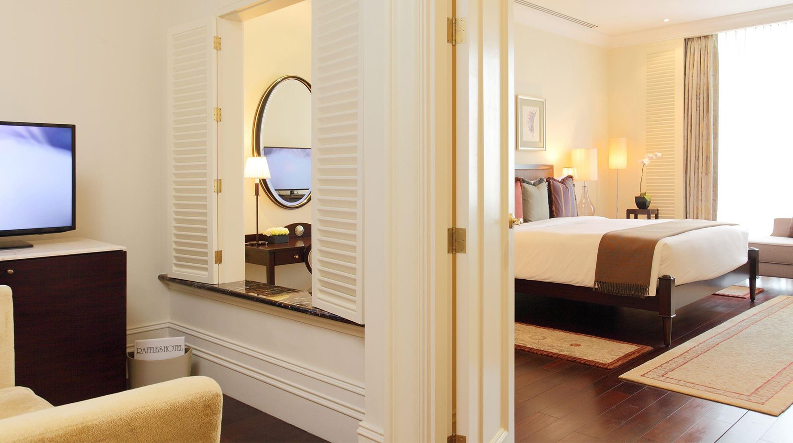 Raffles Makati interior