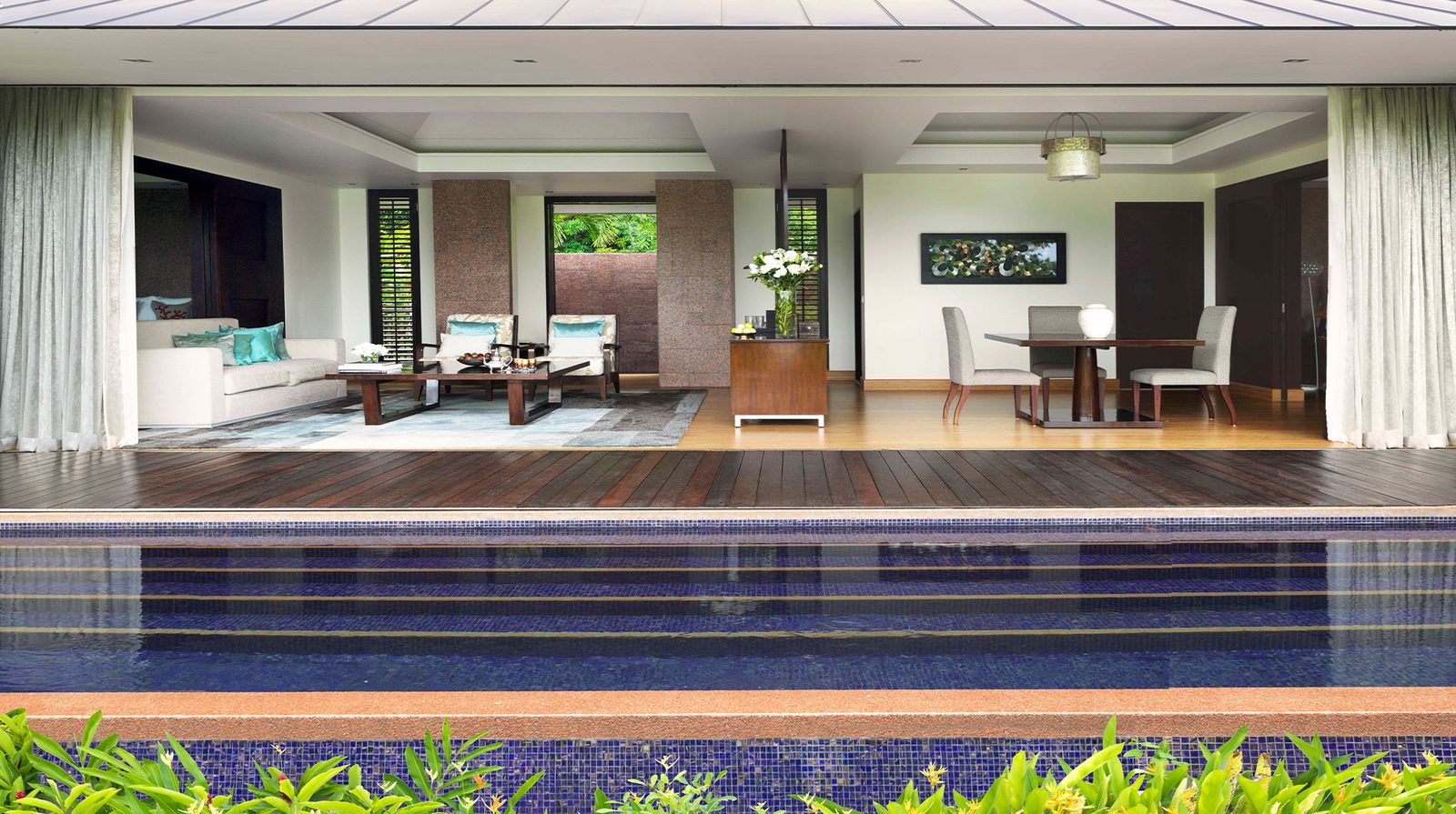Raffles Seychelles interior