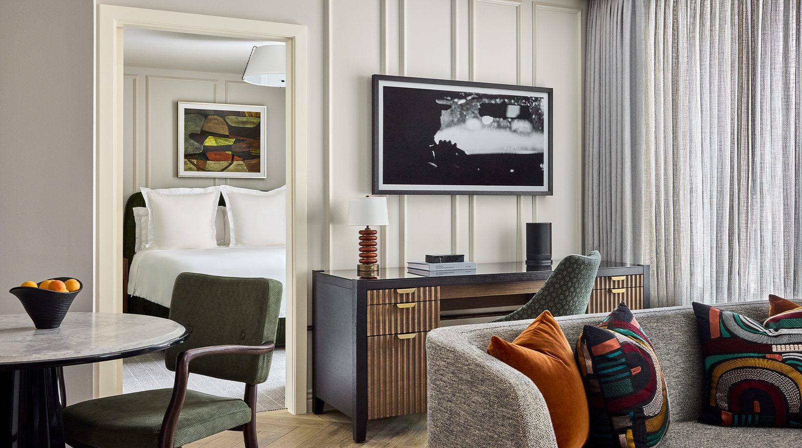 Rosewood Hotel Georgia interior
