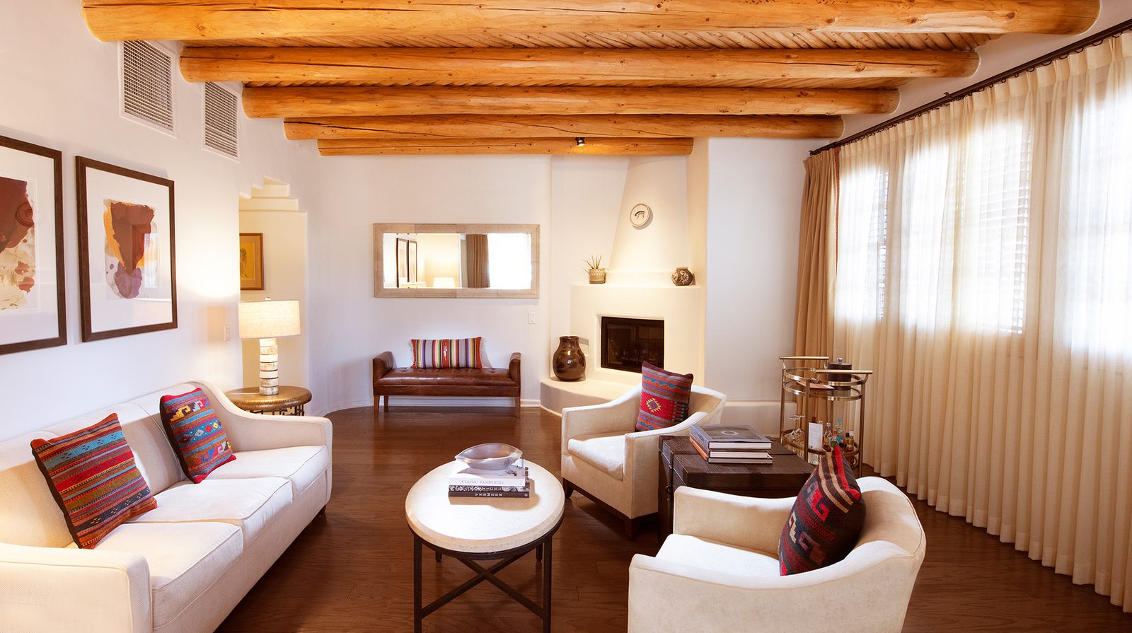 Rosewood Inn of the Anasazi interior