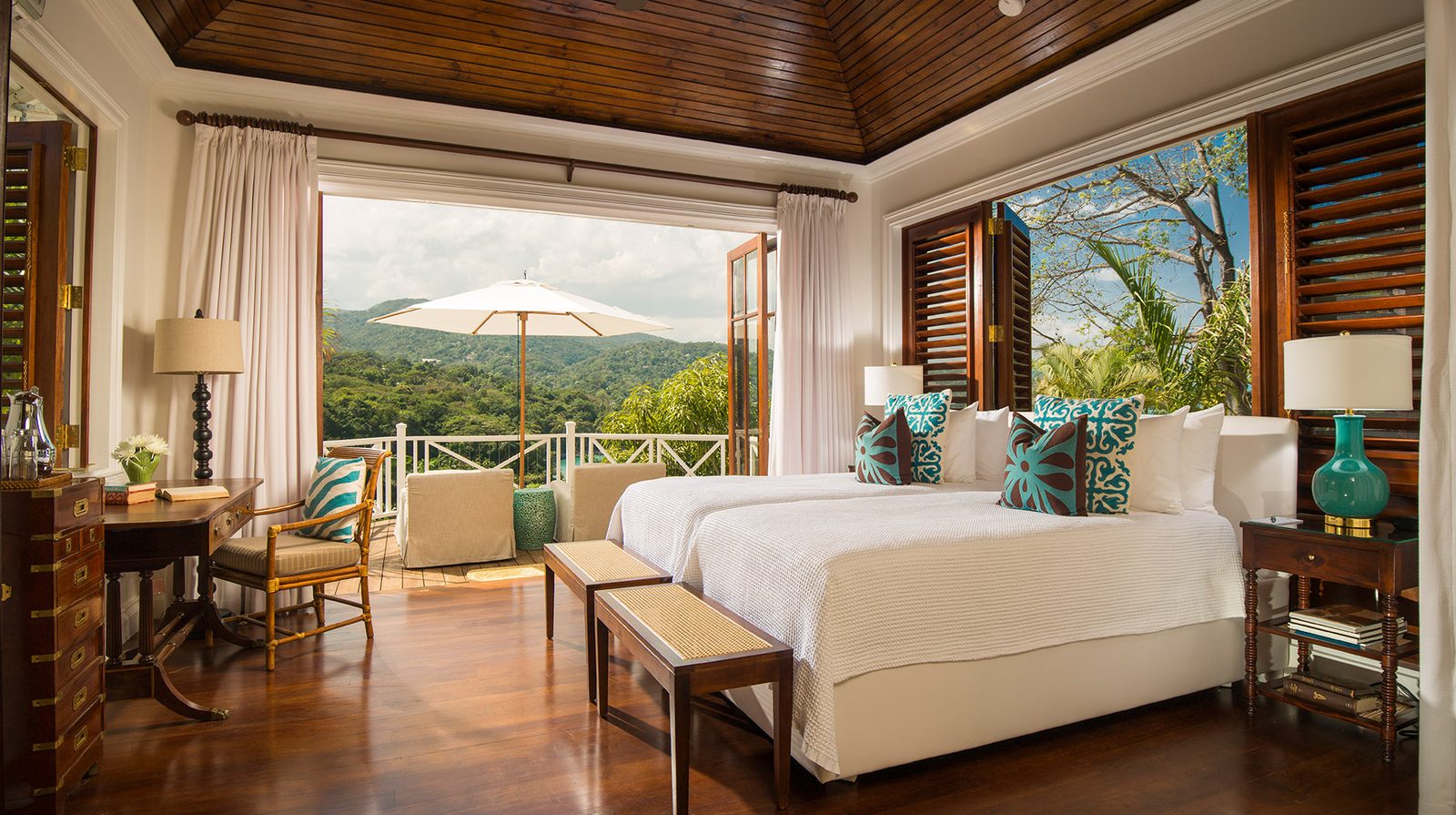 Round Hill Hotel and Villas