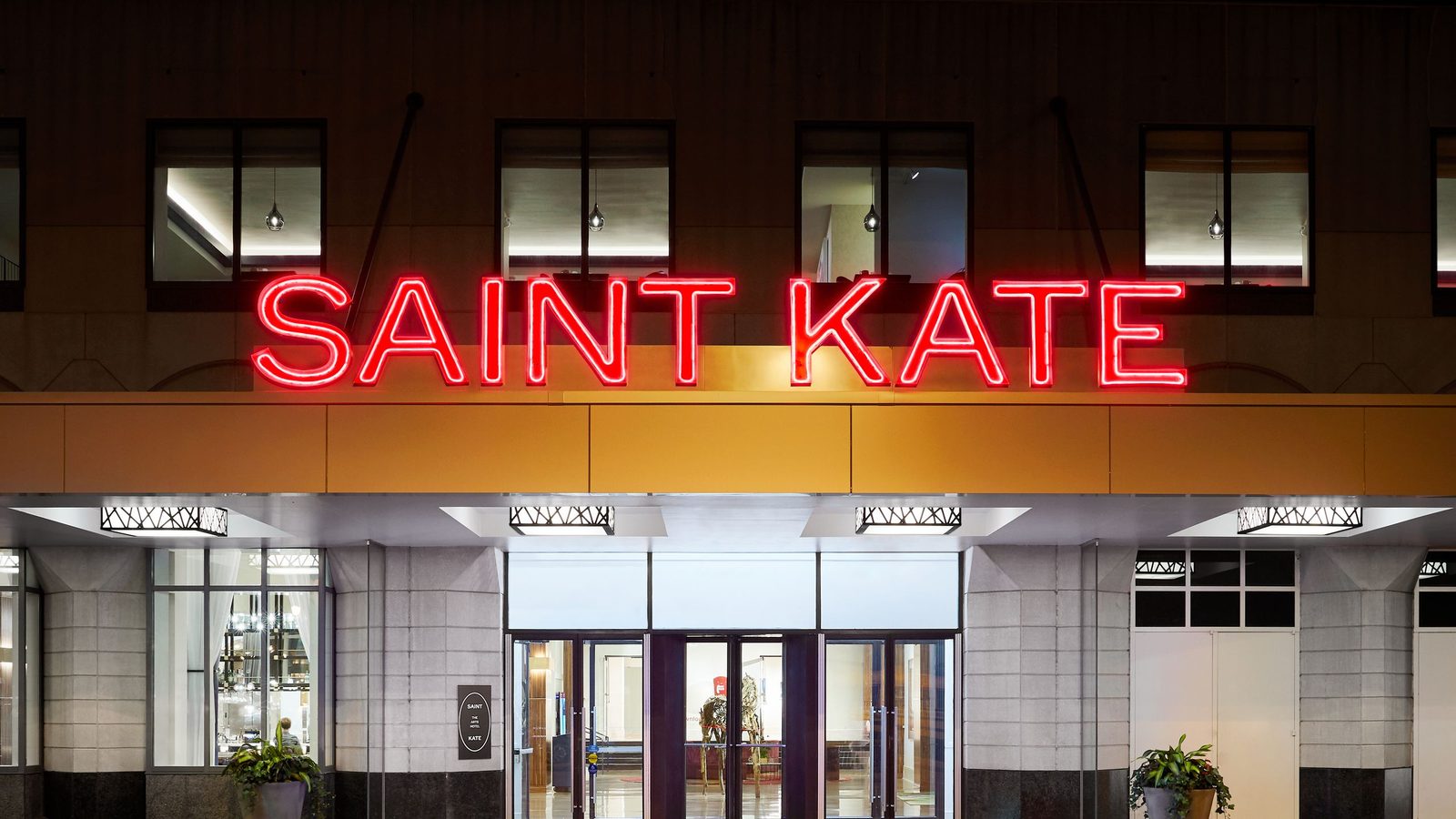Saint Kate - The Arts Hotel