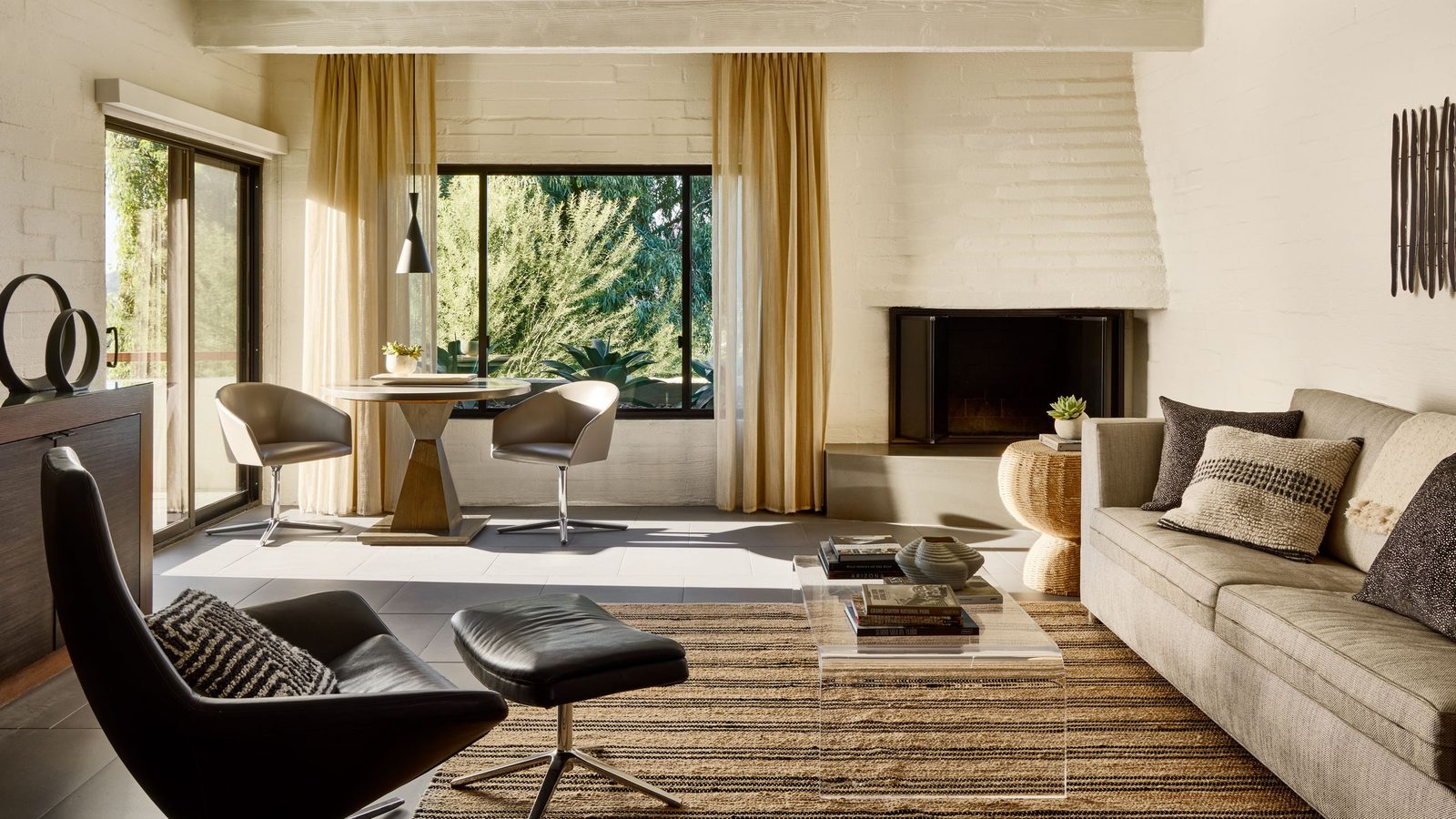 Sanctuary Camelback Mountain interior