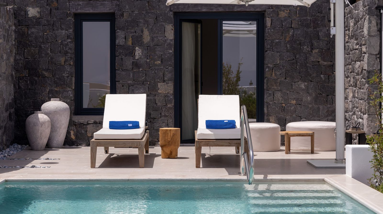 Sandblu Santorini, LXR Hotels & Resorts interior