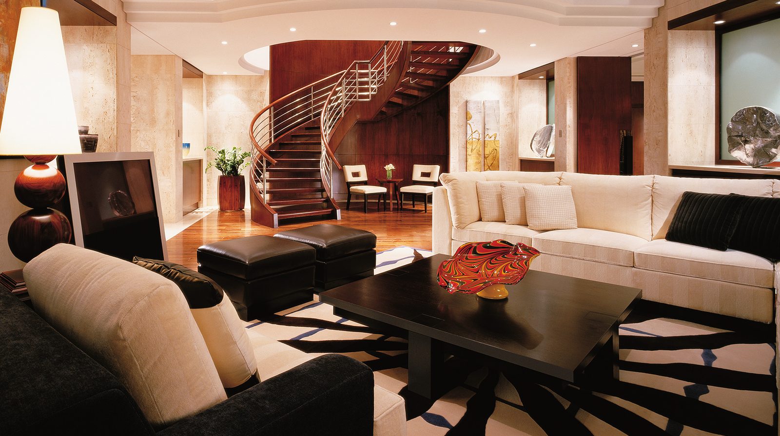 Shangri-La Hotel, Dubai interior