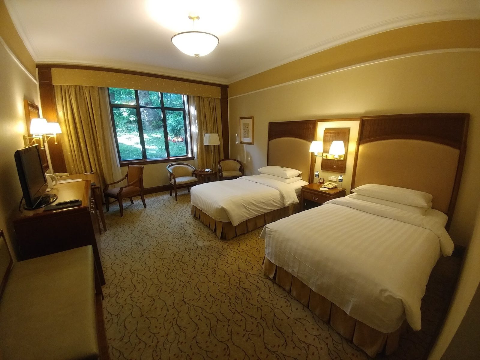 Shangri-La Hangzhou interior