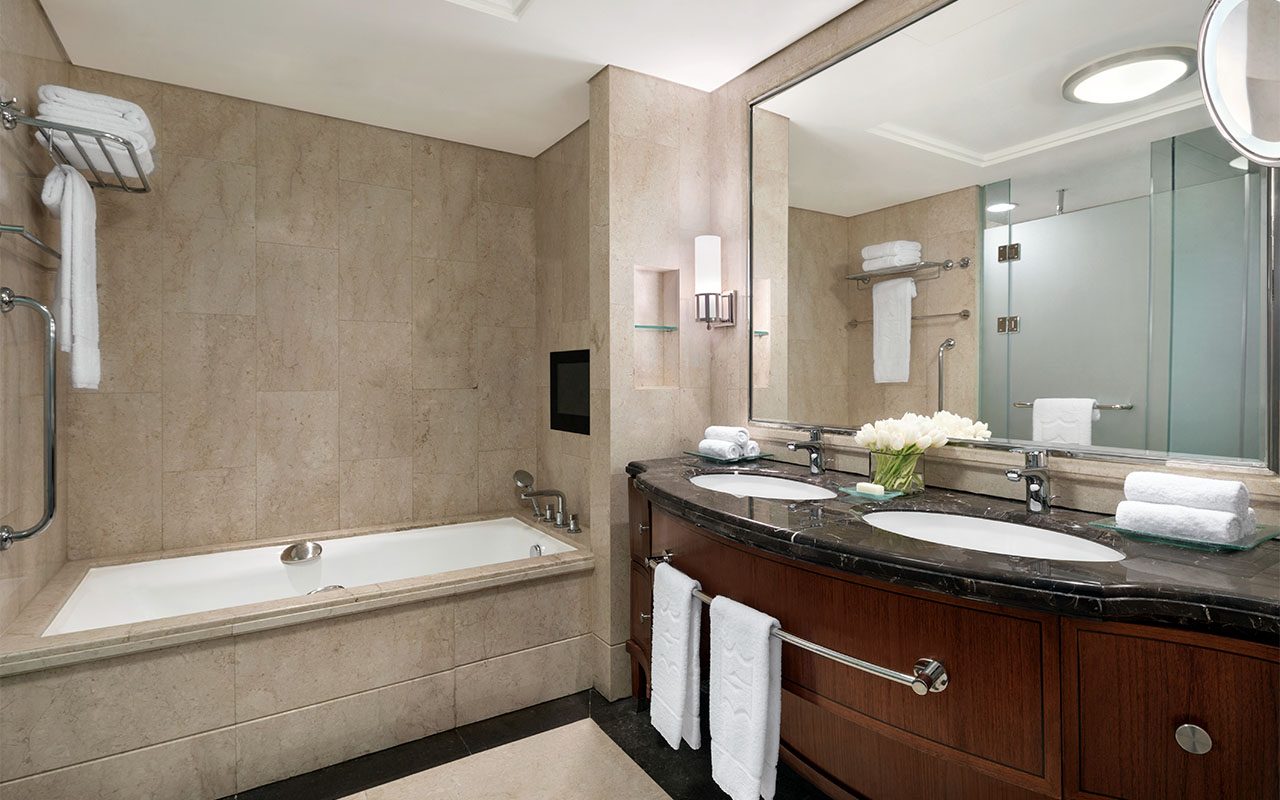 Shangri-La Jakarta interior