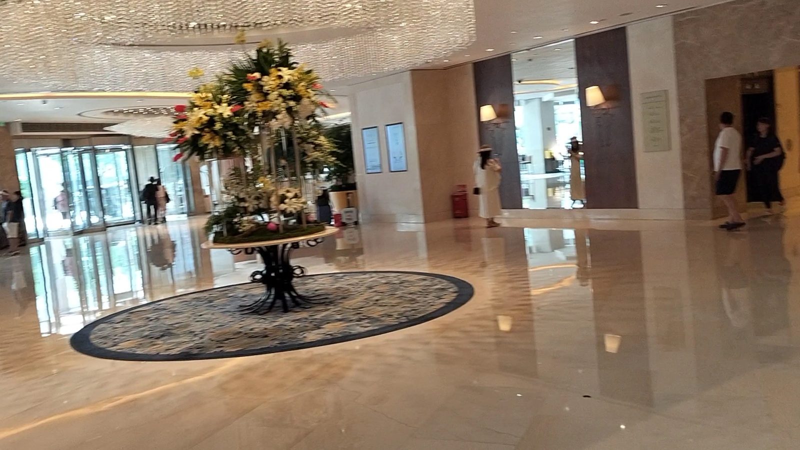 Shangri-La Shenzhen interior