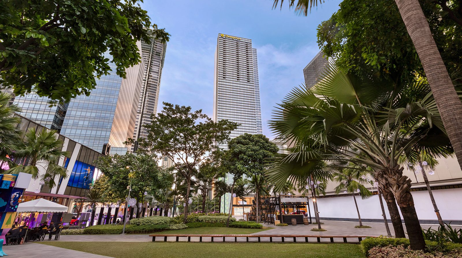 Shangri-La at the Fort, Manila