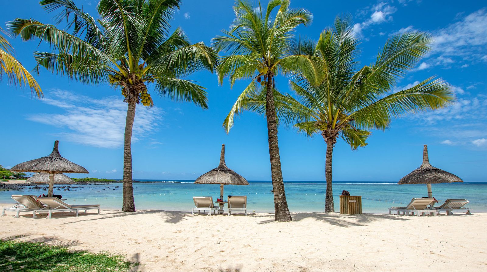 Shanti Maurice Resort & Spa interior