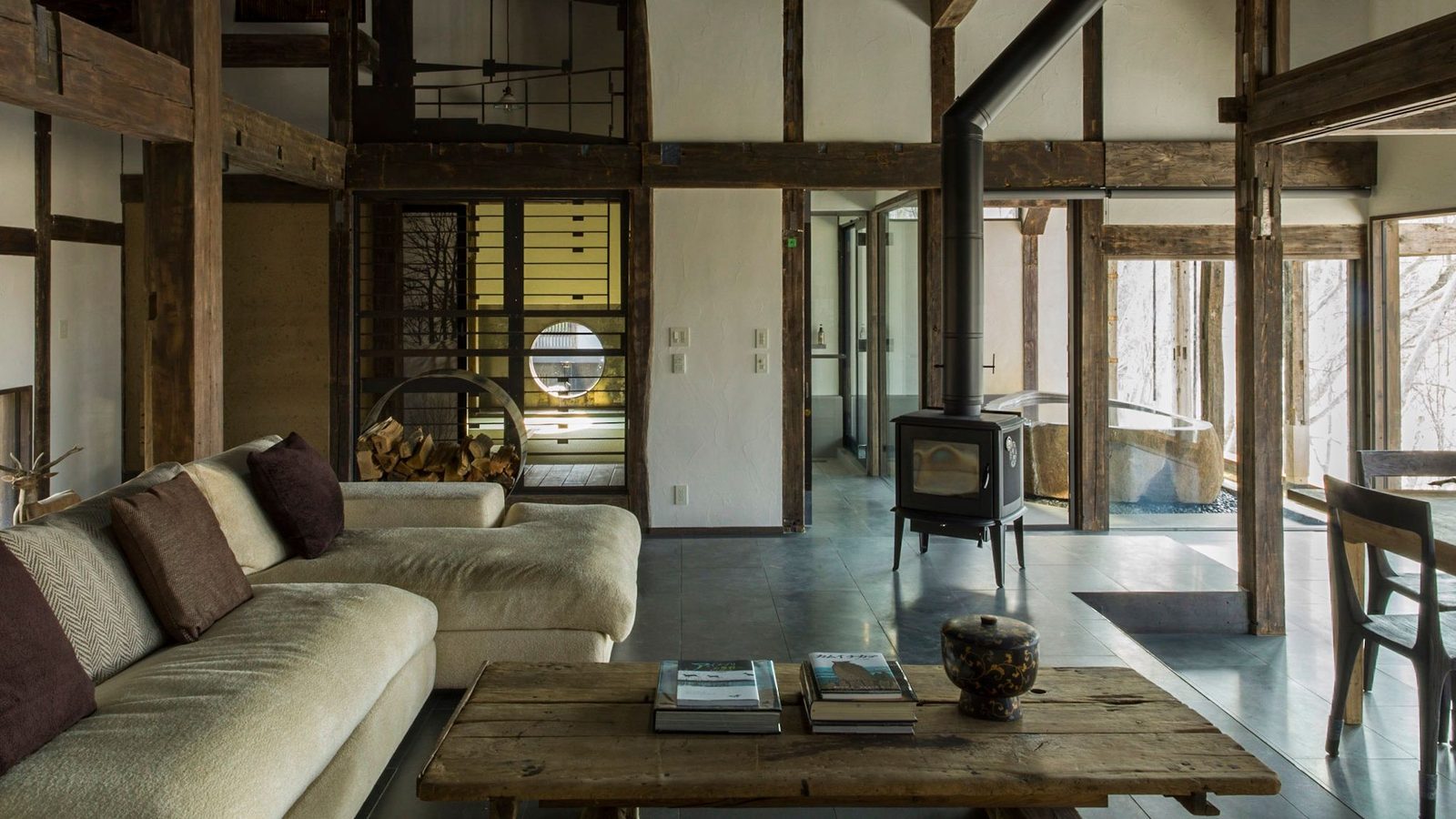 Shiguchi interior