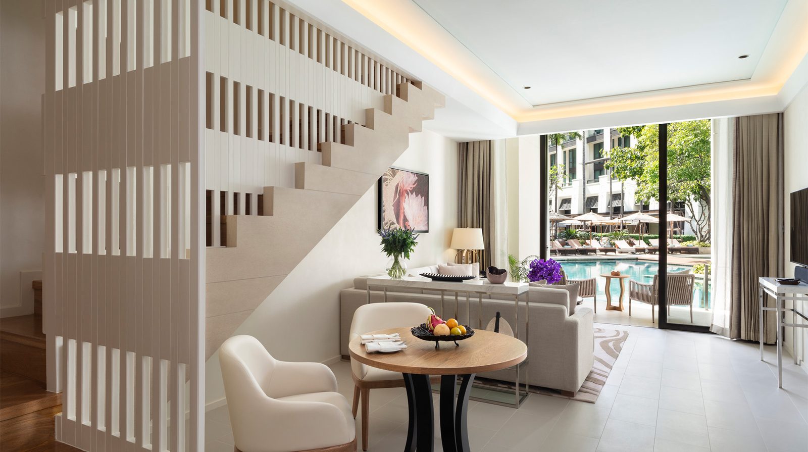 Siam Kempinski Hotel Bangkok interior