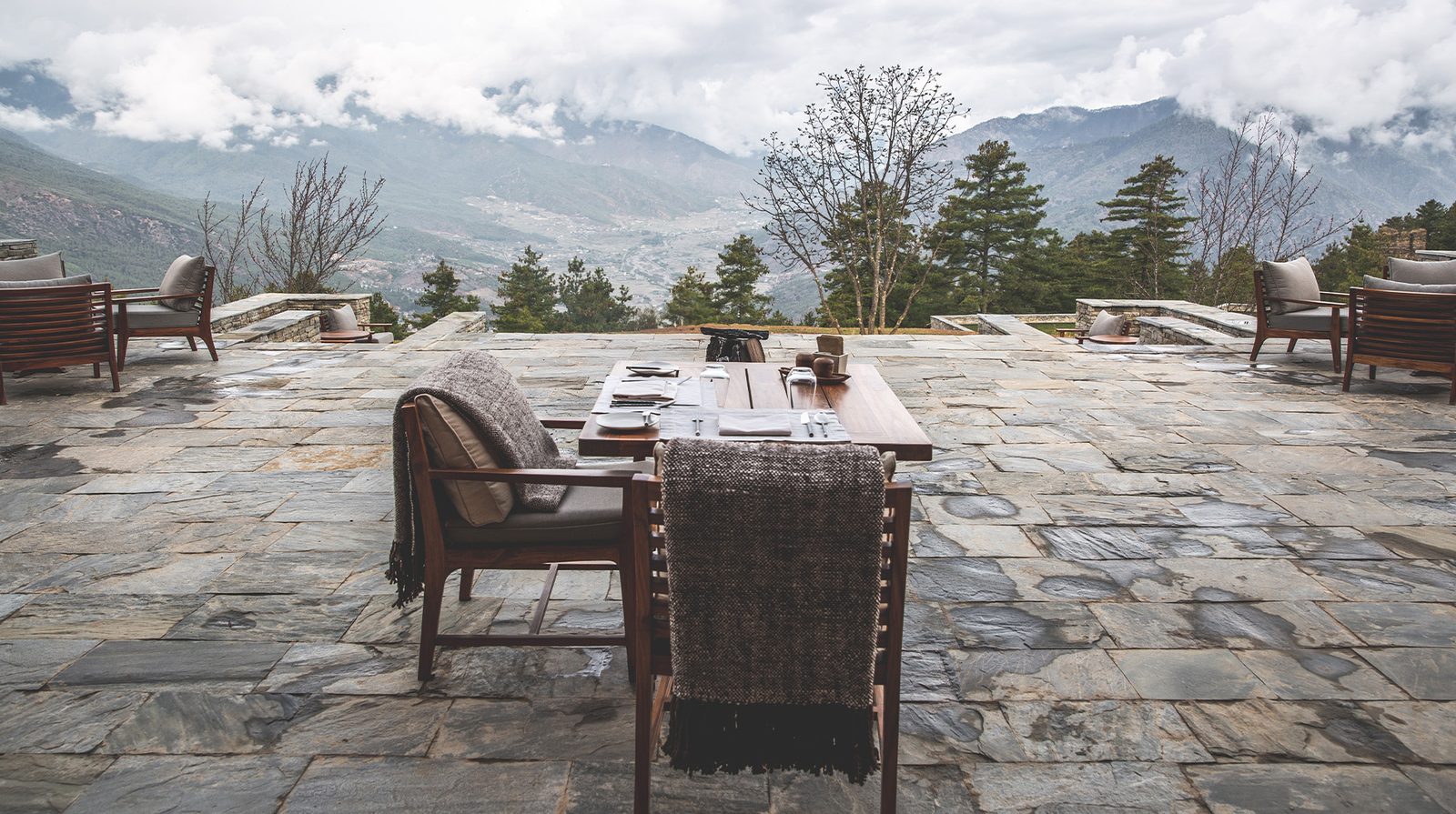 Six Senses Paro interior