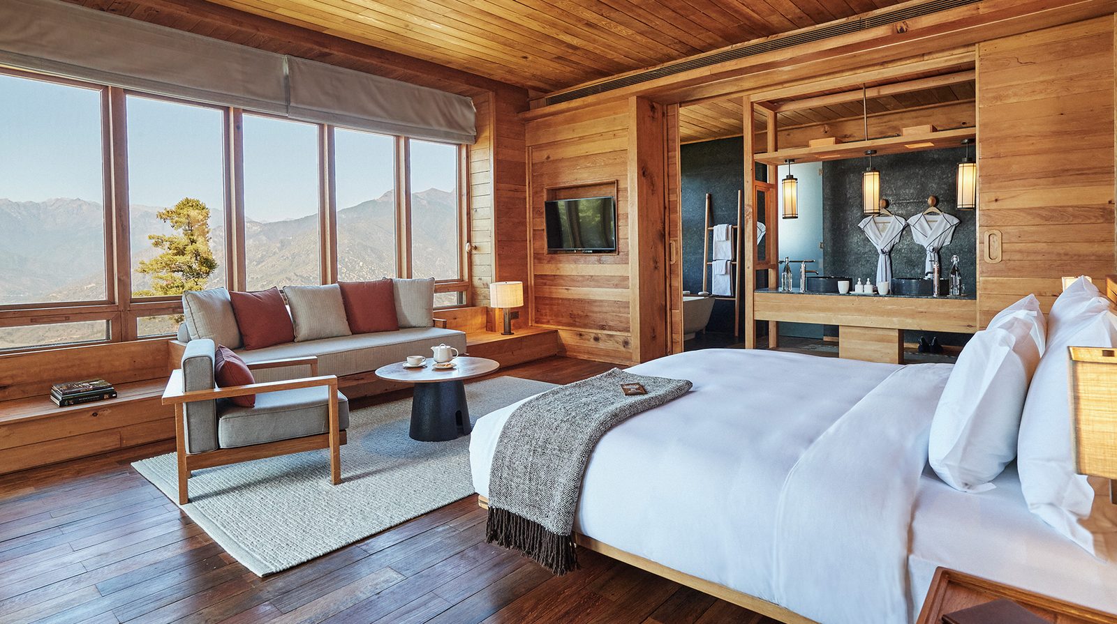 Six Senses Paro
