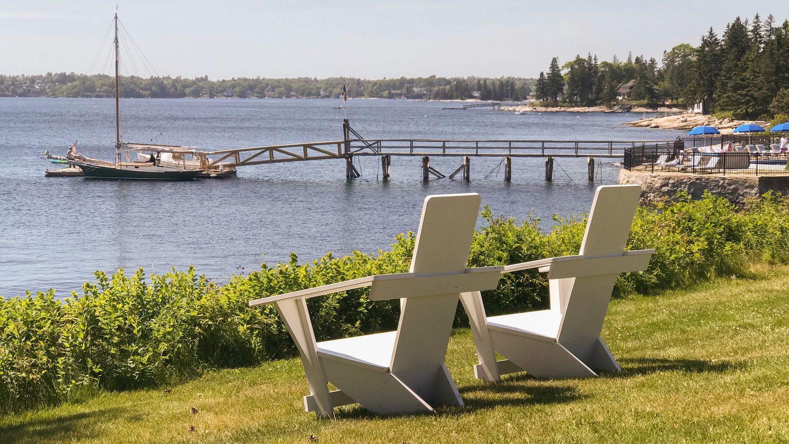 Spruce Point Inn Resort & Spa interior