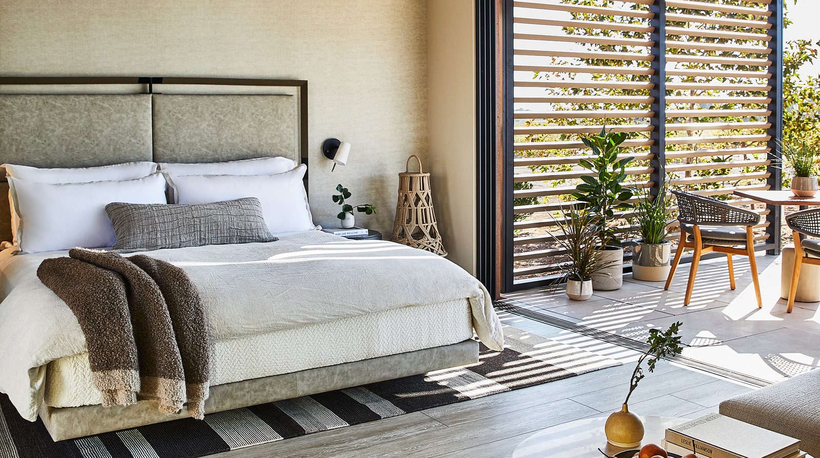 Stanly Ranch, Auberge Collection interior