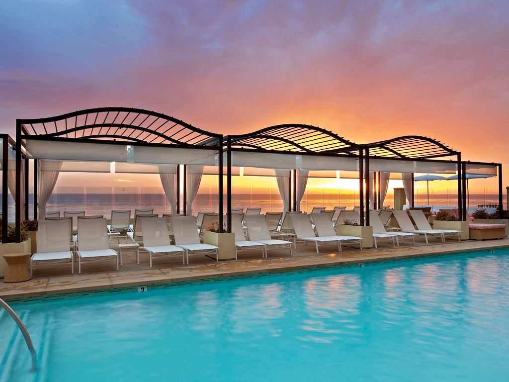 Surf & Sand Resort interior