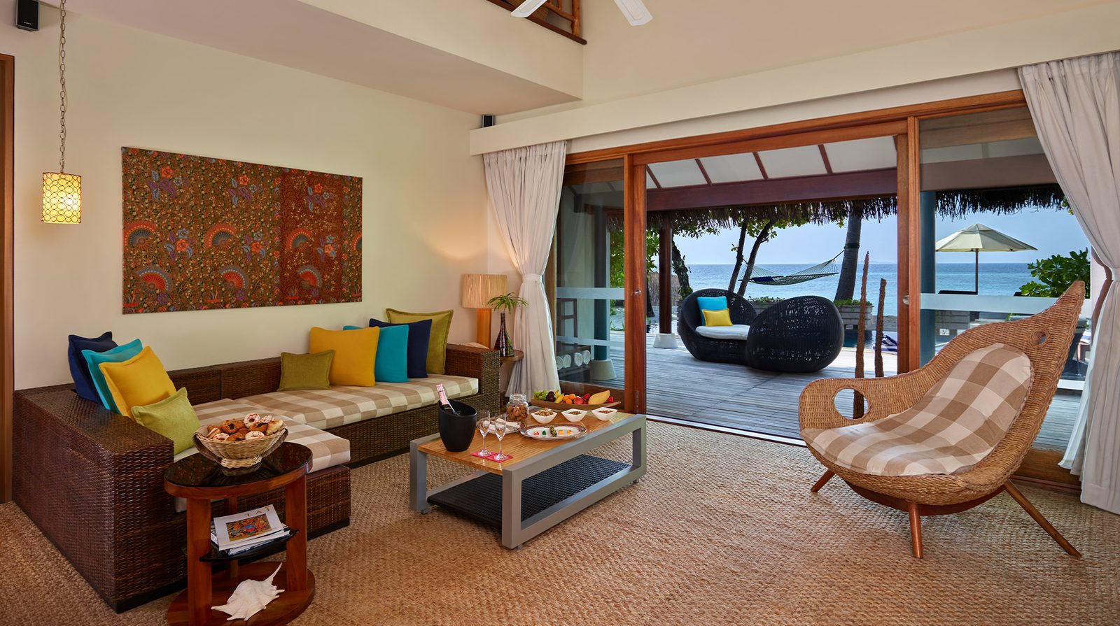 Taj Coral Reef Resort & Spa Maldives interior