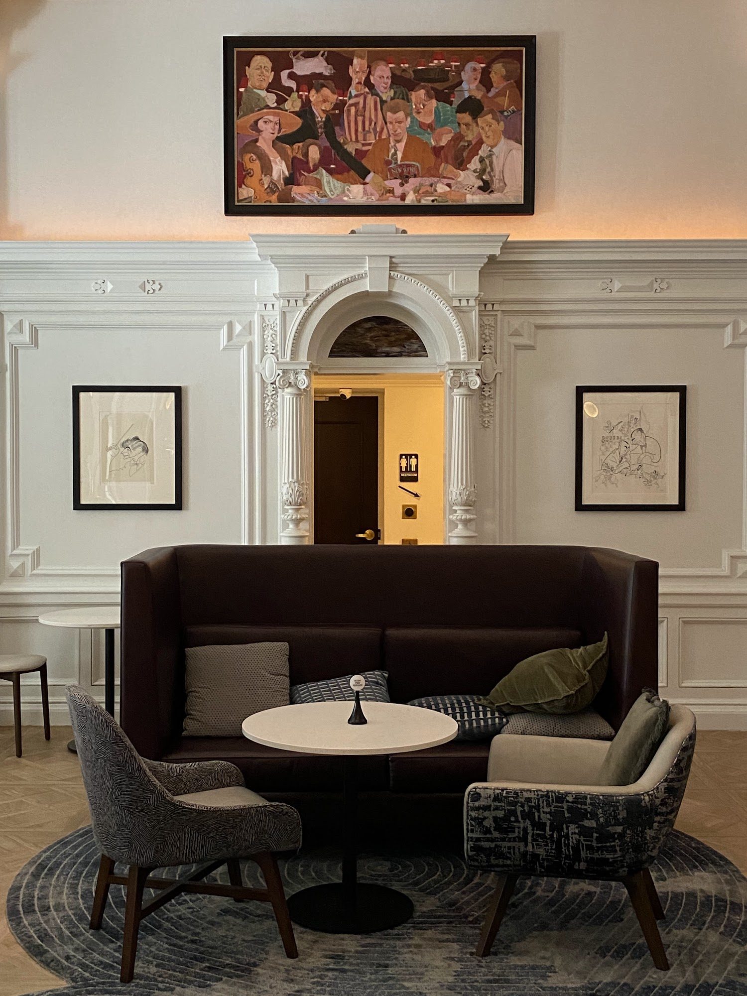 The Algonquin Hotel Times Square, Autograph Collection interior