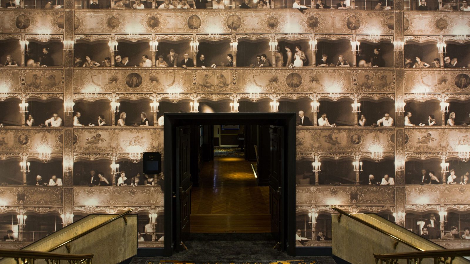 The Allegro Royal Sonesta Hotel Chicago Loop interior