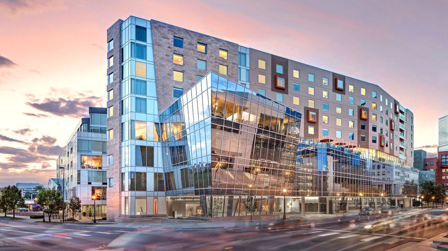 The Art Hotel Denver, Curio Collection by Hilton