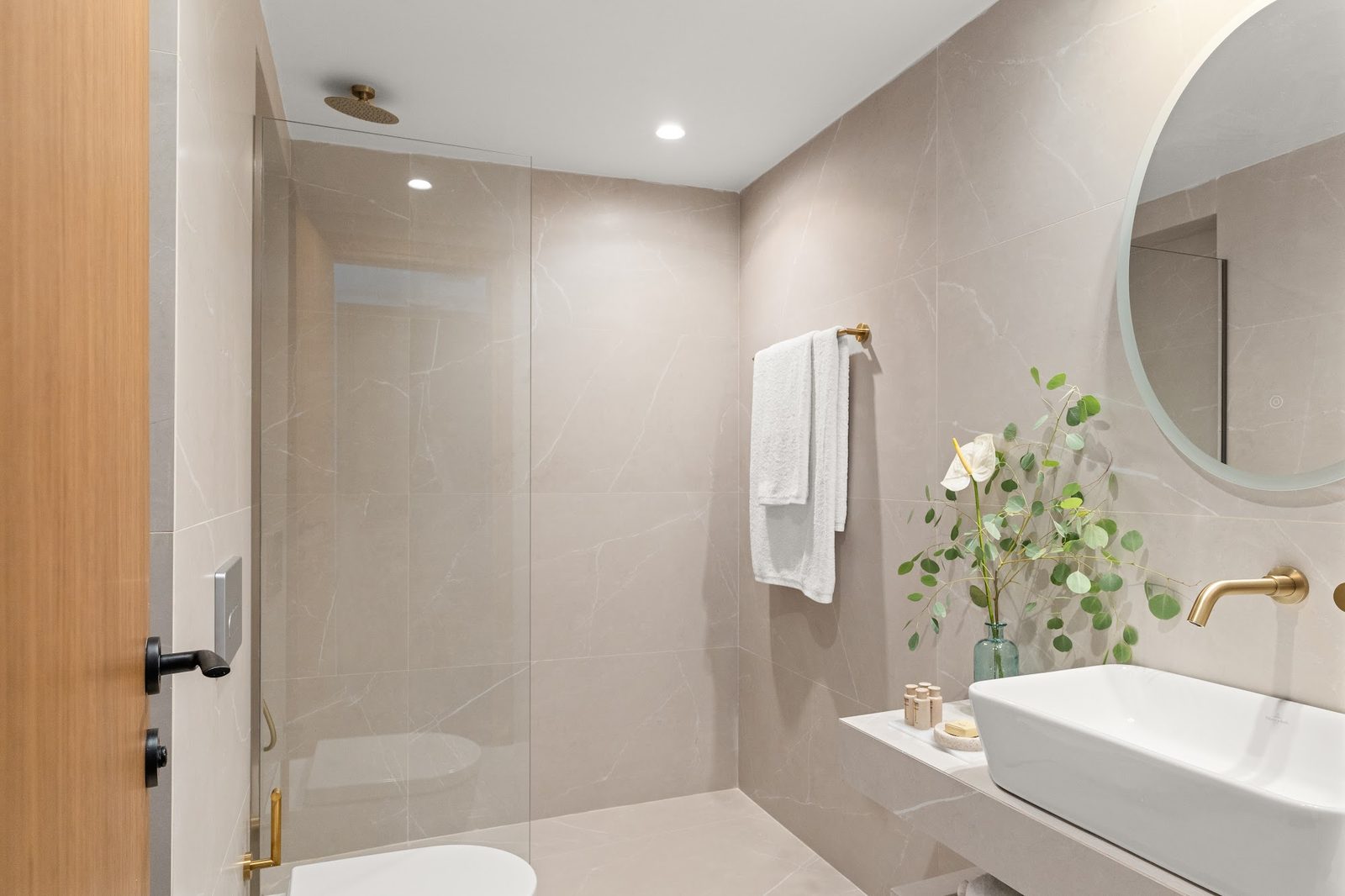 The Athenaeum Luxury Hotel interior