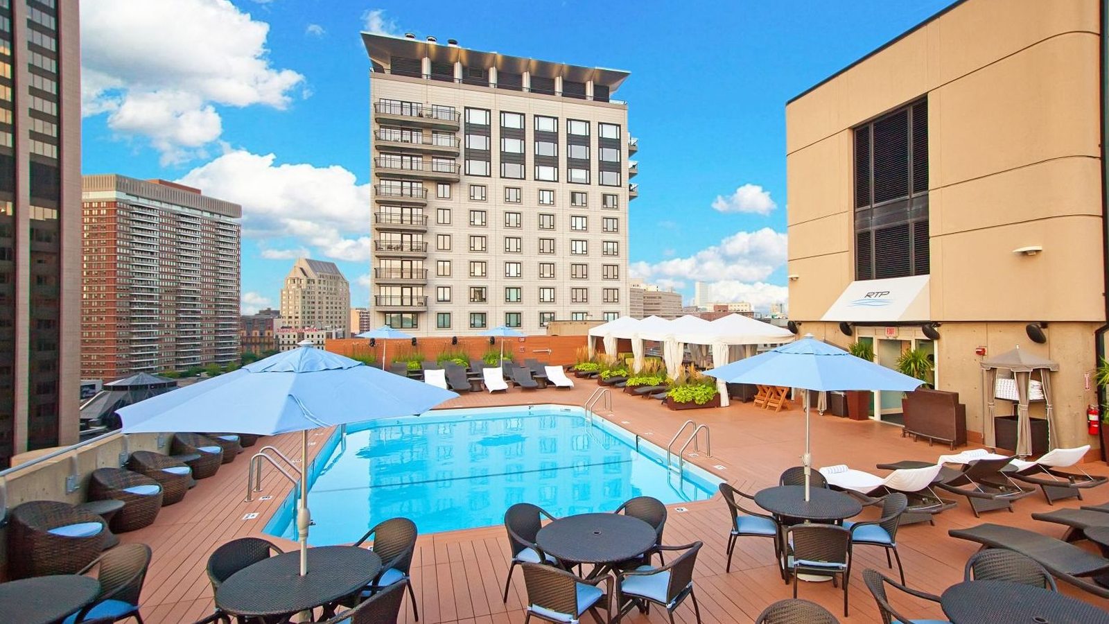 The Colonnade Hotel
