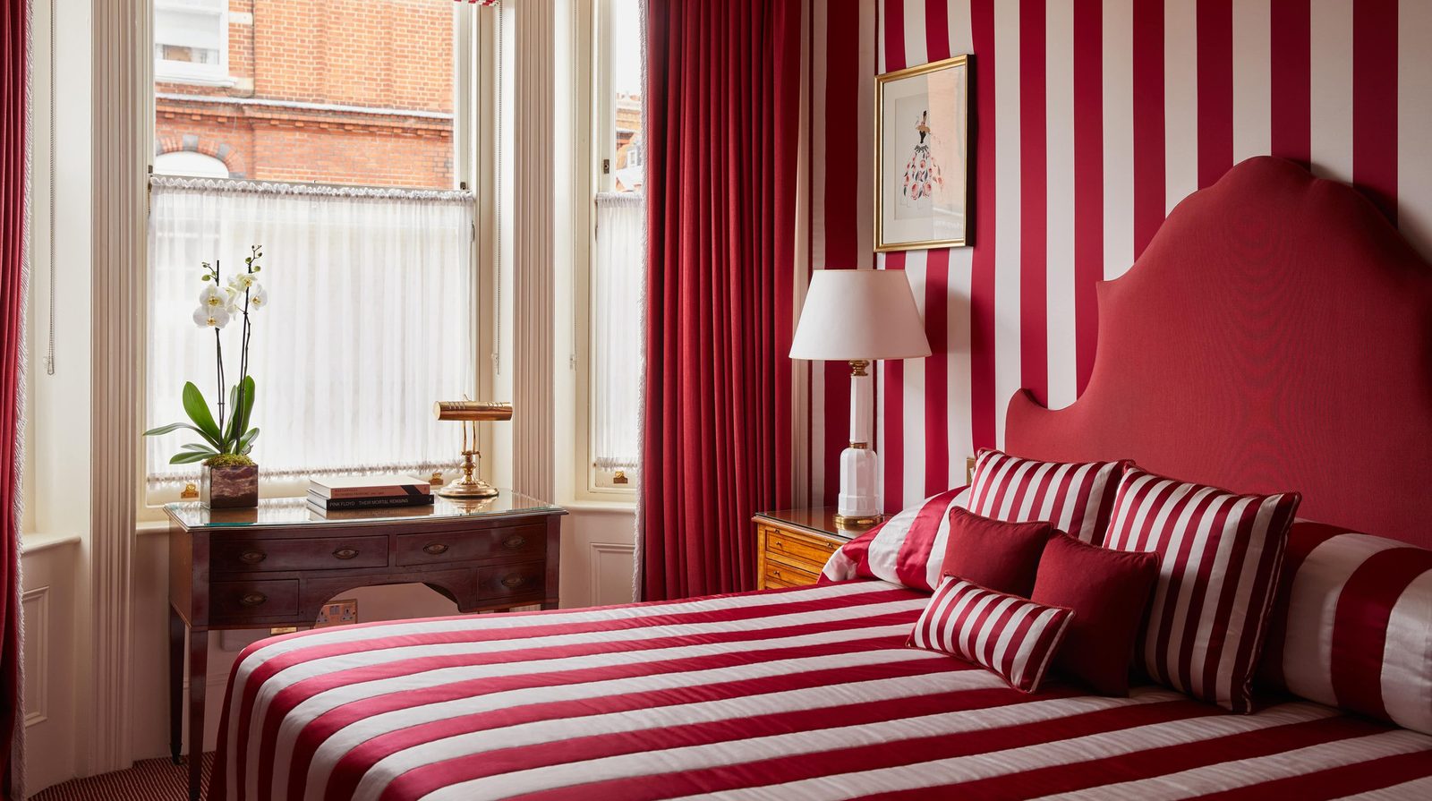 The Egerton House Hotel interior