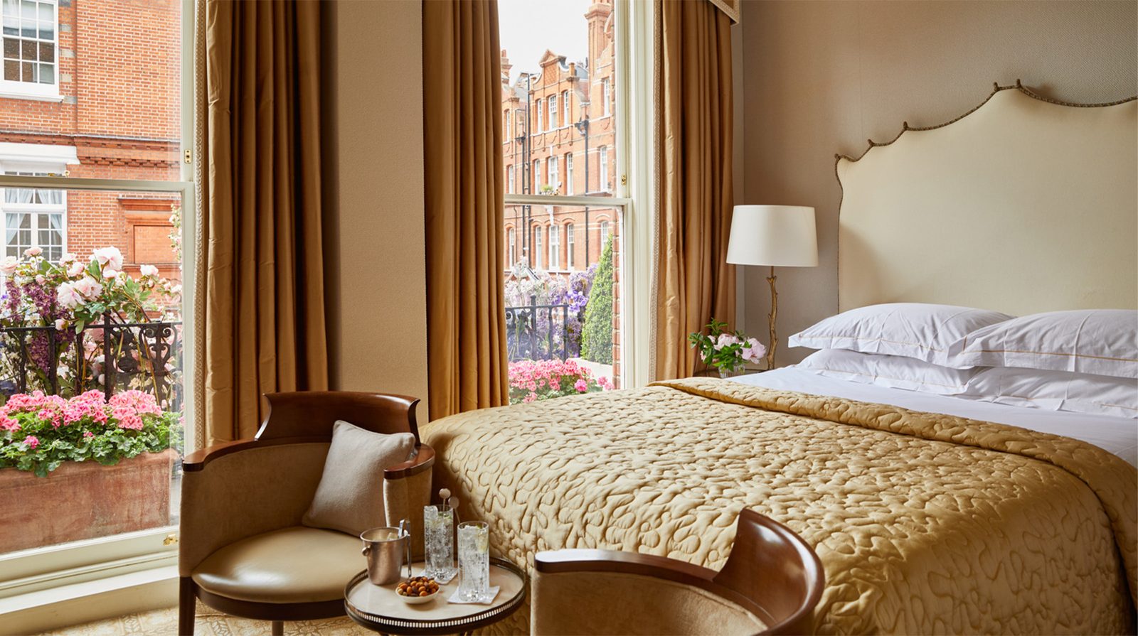 The Egerton House Hotel interior