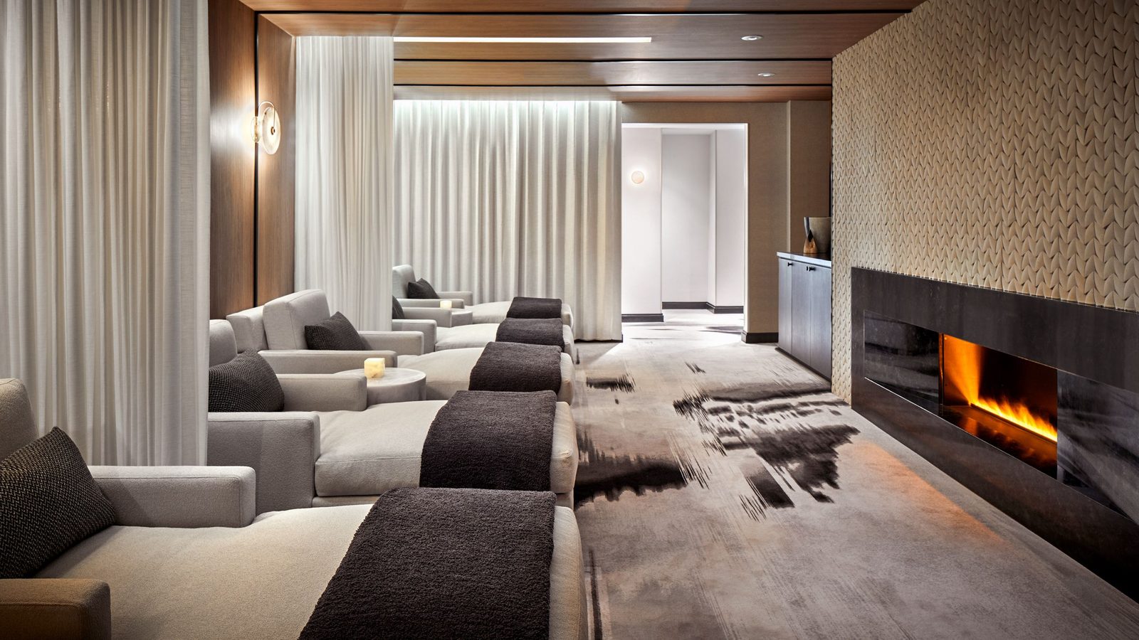 The Hythe, A Luxury Collection Resort, Vail interior