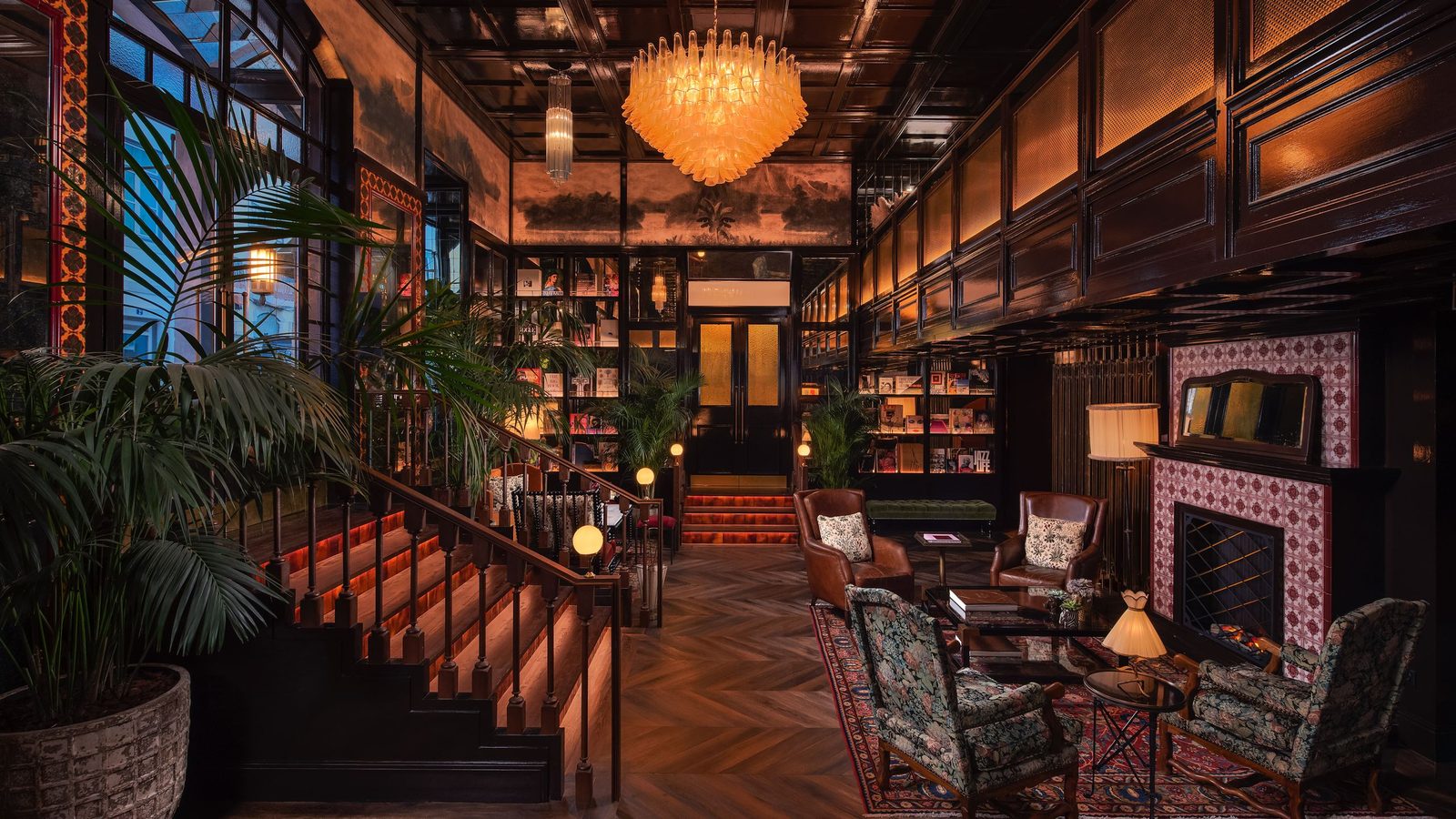 The Ivens, Autograph Collection interior