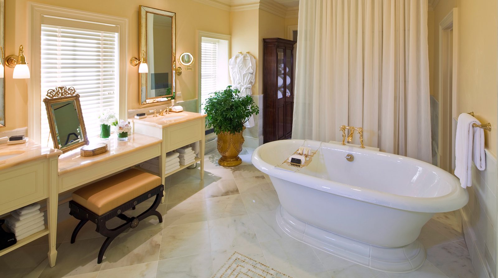 The Jefferson, DC interior