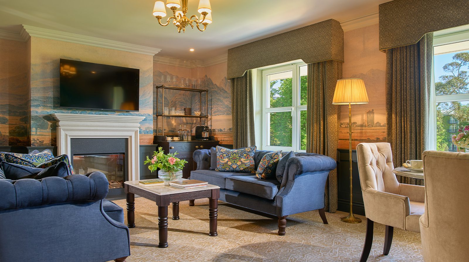 The Killarney Park interior