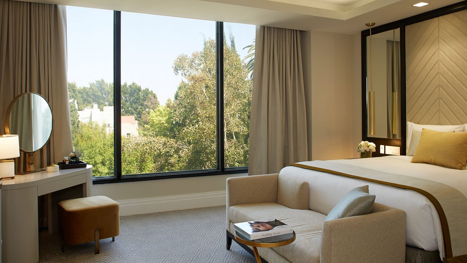 The London West Hollywood At Beverly Hills interior