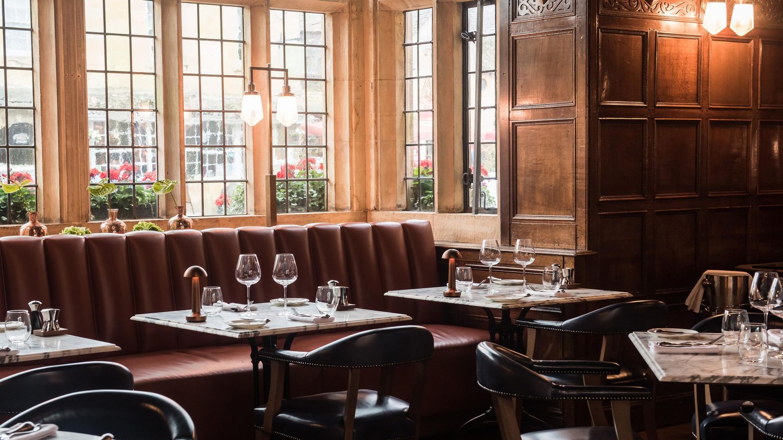 The Lygon Arms interior