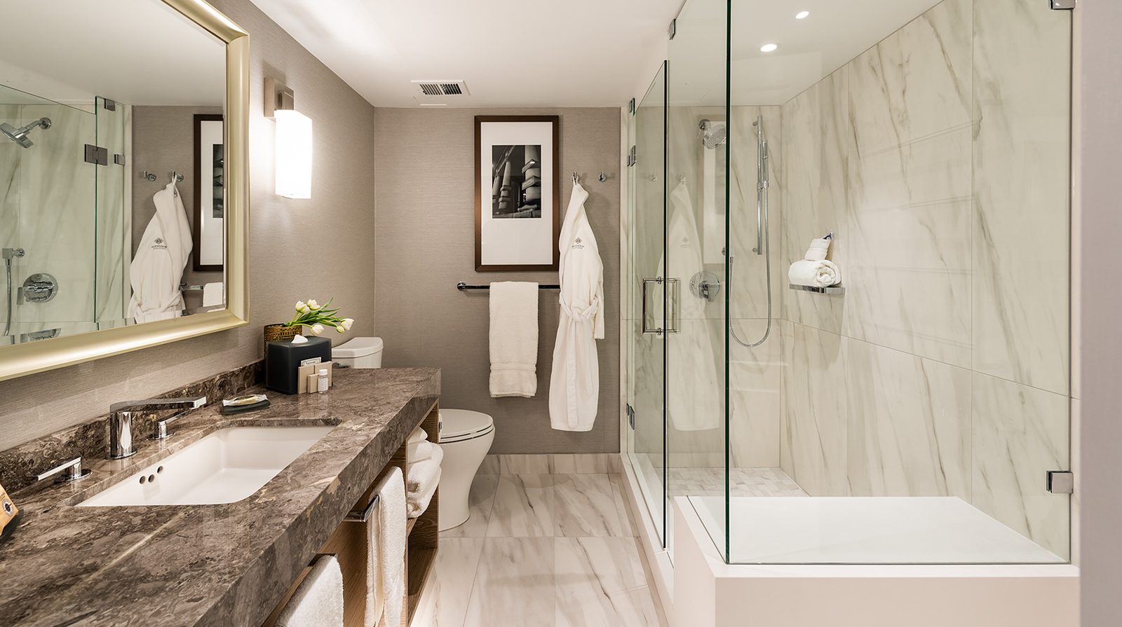 The Magnolia Hotel & Spa interior