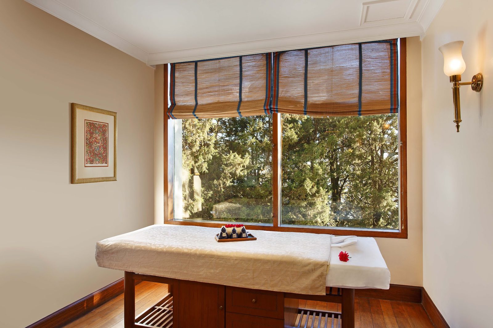 The Oberoi Cecil, Shimla interior
