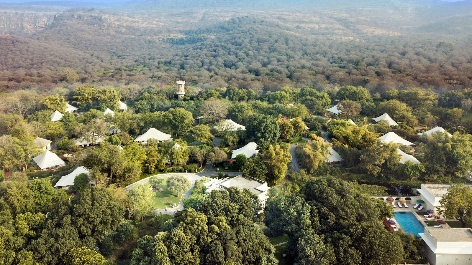 The Oberoi Vanyavilas Wildlife Resort, Ranthambhore interior