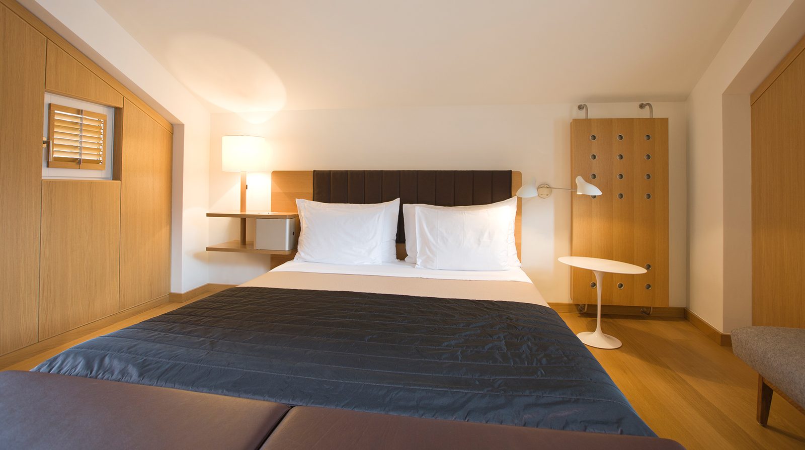 THE OMNIA Mountain Lodge interior