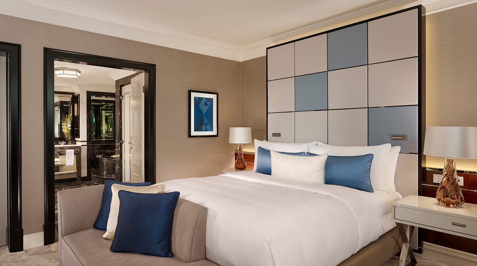 The Ritz-Carlton, Berlin interior
