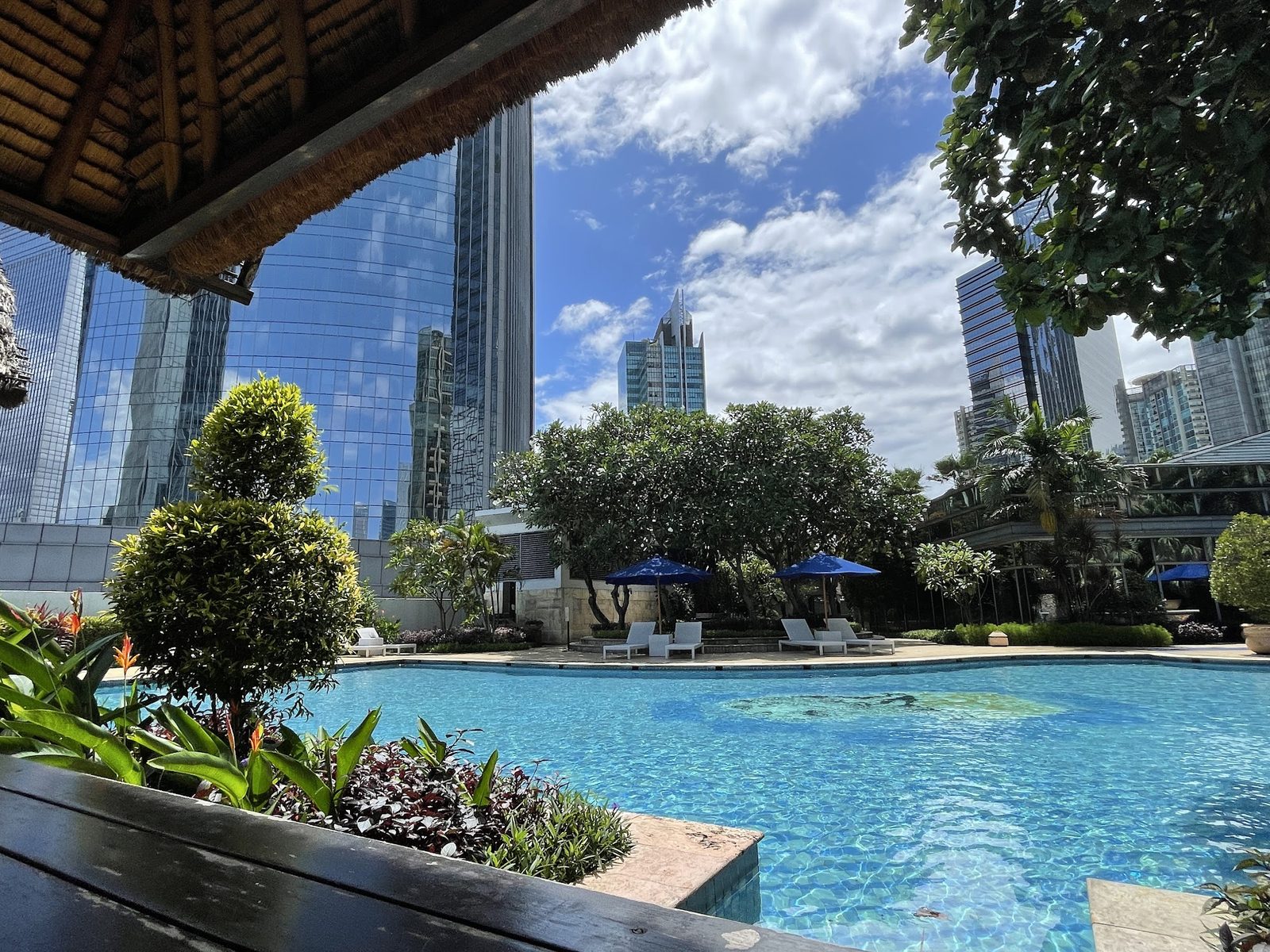 The Ritz-Carlton, Jakarta, Mega Kuningan interior